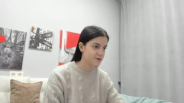 Lovely Audrey online show from December 2, 2025, 8:16 am