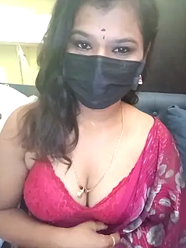 Snapshot of Premalatha_28 chatting on April 30, 2026, 6:04 pm Premalatha 28 online show from April 30, 2026, 6:04 pm