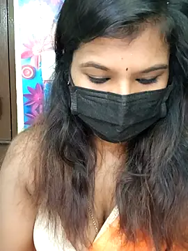 Snapshot of Premalatha_28 chatting on January 18, 2026, 7:17 pm Premalatha 28 online show from January 18, 2026, 7:17 pm