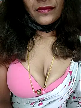 Snapshot of Premalatha_28 chatting on May 15, 2026, 4:49 pm Premalatha 28 online show from May 15, 2026, 4:49 pm