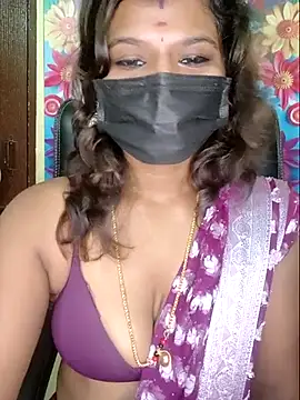 Snapshot of Premalatha_28 chatting on May 31, 2026, 12:05 am Premalatha 28 online show from May 31, 2026, 12:05 am