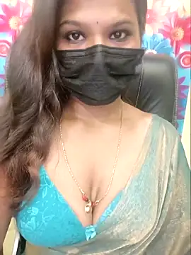 Snapshot of Premalatha_28 chatting on April 17, 2026, 2:20 pm Premalatha 28 online show from April 17, 2026, 2:20 pm
