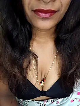 Snapshot of Premalatha_28 chatting on March 14, 2026, 6:03 pm Premalatha 28 online show from March 14, 2026, 6:03 pm