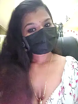 Snapshot of Premalatha_28 chatting on March 28, 2026, 6:20 pm Premalatha 28 online show from March 28, 2026, 6:20 pm