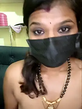 Snapshot of Premalatha_28 chatting on April 19, 2026, 7:05 pm Premalatha 28 online show from April 19, 2026, 7:05 pm