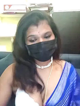 Snapshot of Premalatha_28 chatting on May 2, 2026, 5:51 pm Premalatha 28 online show from May 2, 2026, 5:51 pm