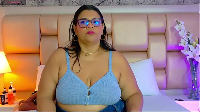 Snapshot of SelennaCooper chatting on January 17, 2026, 11:47 am SelennaCooper online show from January 17, 2026, 11:47 am