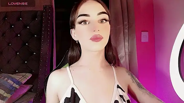 Snapshot of Baby_luxury chatting on January 15, 2026, 5:00 am Baby luxury online show from January 15, 2026, 5:00 am