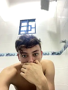 Snapshot of Boyfriend-Hot chatting on November 29, 2025, 7:03 pm Boyfriend-Hot online show from November 29, 2025, 7:03 pm