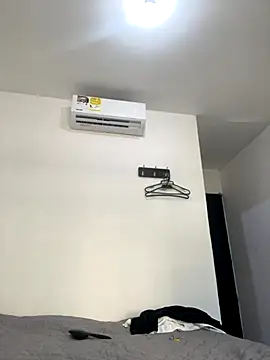 Snapshot of Boyfriend-Hot chatting on December 5, 2025, 2:26 pm Boyfriend-Hot online show from December 5, 2025, 2:26 pm