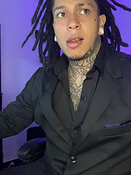 Snapshot of Zero-X9 chatting on February 14, 2026, 9:04 pm Zero-X9 online show from February 14, 2026, 9:04 pm