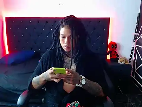 Snapshot of Zero-X9 chatting on February 9, 2026, 9:57 pm Zero-X9 online show from February 9, 2026, 9:57 pm