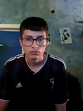 Adrian sxp online show from November 18, 2025, 5:05 pm