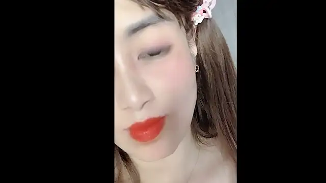 Snapshot of MiAnna-Lovee chatting on November 28, 2025, 7:19 am MiAnna-Lovee online show from November 28, 2025, 7:19 am