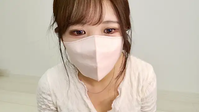 Snapshot of Nemu_chan_ chatting on June 16, 2026, 2:06 pm Nemu chan online show from June 16, 2026, 2:06 pm