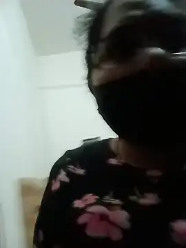 Snapshot of Menka_cut34 chatting on June 21, 2026, 11:43 pm Menka cut34 online show from June 21, 2026, 11:43 pm