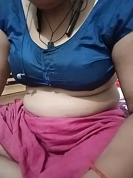 Snapshot of Menka_cut34 chatting on June 25, 2026, 9:53 pm Menka cut34 online show from June 25, 2026, 9:53 pm
