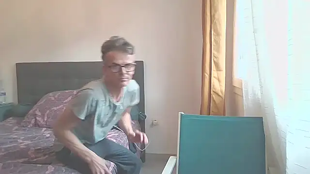 Snapshot of cathdeluna chatting on November 16, 2025, 3:17 pm cathdeluna online show from November 16, 2025, 3:17 pm