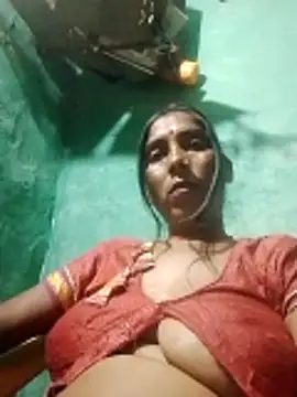 Snapshot of Xx_savita chatting on April 12, 2026, 8:12 pm Xx savita online show from April 12, 2026, 8:12 pm