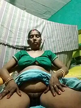 Snapshot of Xx_savita chatting on April 13, 2026, 5:17 pm Xx savita online show from April 13, 2026, 5:17 pm