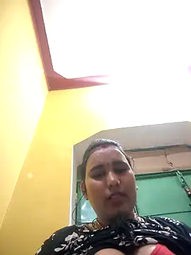 Snapshot of Sexi_soniy432 chatting on March 3, 2026, 5:42 pm Sexi soniy432 online show from March 3, 2026, 5:42 pm