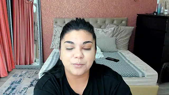 SpicyCarlaXX online show from May 19, 2026, 8:16 pm