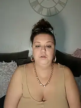 Snapshot of Nova-WiseX chatting on November 27, 2025, 11:54 am Nova-WiseX online show from November 27, 2025, 11:54 am