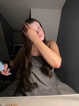 Snapshot of Blonde_Bunny chatting on February 12, 2026, 11:59 pm Blonde Bunny online show from February 12, 2026, 11:59 pm