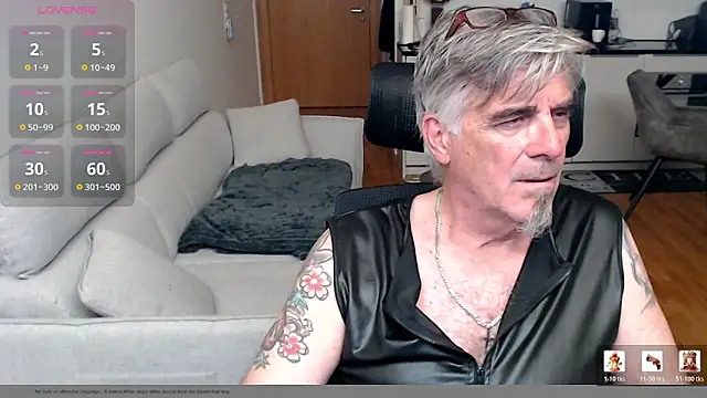 Buidapest online show from May 25, 2026, 1:49 am