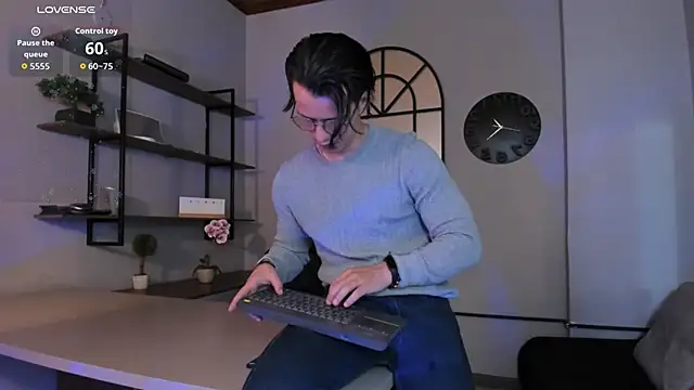 Snapshot of Brandon_starkk chatting on March 9, 2026, 11:58 am Brandon starkk online show from March 9, 2026, 11:58 am