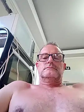 Snapshot of nard53 chatting on December 22, 2025, 8:58 am nard53 online show from December 22, 2025, 8:58 am