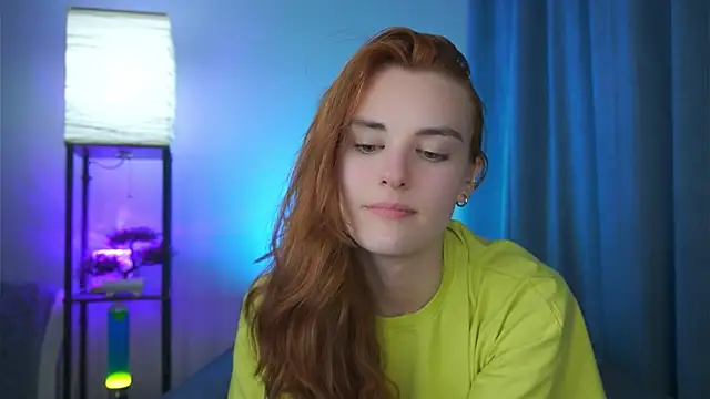 Snapshot of foxy_cute4you chatting on May 3, 2026, 8:01 pm foxy cute4you online show from May 3, 2026, 8:01 pm