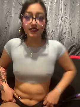 Snapshot of LilithMonette chatting on March 24, 2026, 12:54 am LilithMonette online show from March 24, 2026, 12:54 am