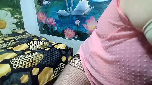 AnnaXGoldX online show from April 22, 2026, 7:15 am