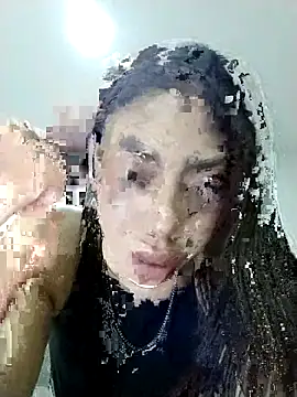 Snapshot of MarLuci6 chatting on November 17, 2025, 12:36 am MarLuci6 online show from November 17, 2025, 12:36 am