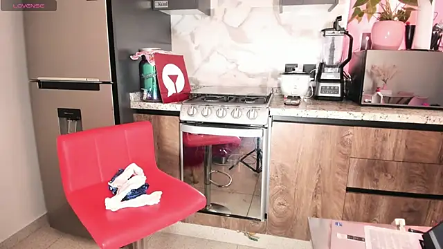 latinbitch online show from May 25, 2026, 3:11 pm