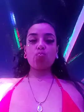 Moon Beautifull online show from November 18, 2025, 3:54 am