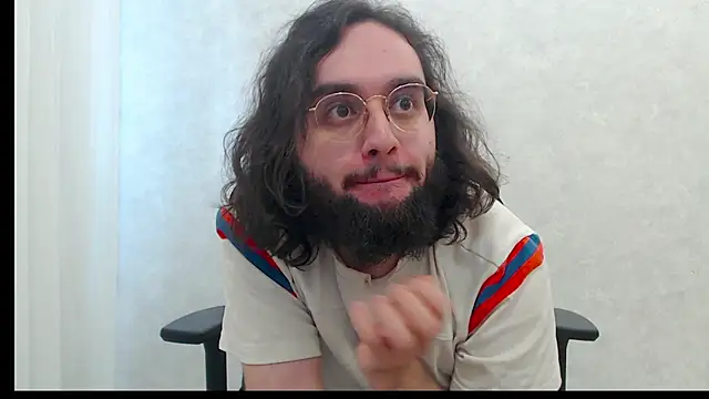 Snapshot of eren_jaeger2000 chatting on June 14, 2026, 7:42 am eren jaeger2000 online show from June 14, 2026, 7:42 am