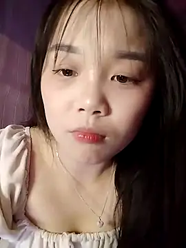 Baa-bee22 online show from May 17, 2026, 2:44 am