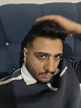 Snapshot of MertHakan7 chatting on November 17, 2025, 4:55 pm MertHakan7 online show from November 17, 2025, 4:55 pm