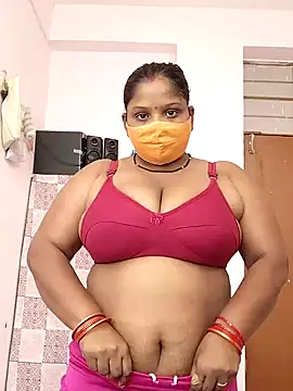Snapshot of CUTE-LOVE-SWEETS chatting on June 24, 2026, 4:33 am CUTE-LOVE-SWEETS online show from June 24, 2026, 4:33 am