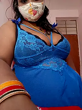 CUTE-LOVE-SWEETS online show from April 11, 2026, 4:09 am