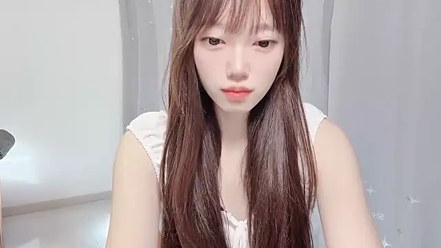 yuyayayu online show from December 1, 2025, 1:39 am