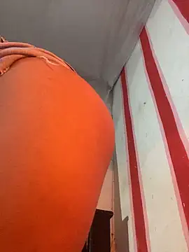 justcallmemargo online show from December 14, 2025, 1:45 am