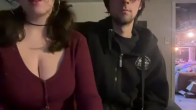 chaton blanche online show from November 25, 2025, 10:21 pm