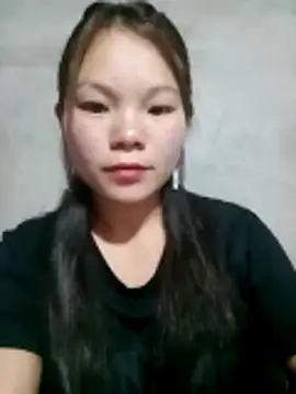 yu-zhen online show from November 17, 2025, 1:15 pm