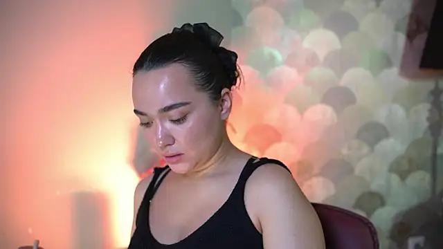 Snapshot of Shadow_Lotus chatting on December 19, 2025, 1:57 pm Shadow Lotus online show from December 19, 2025, 1:57 pm