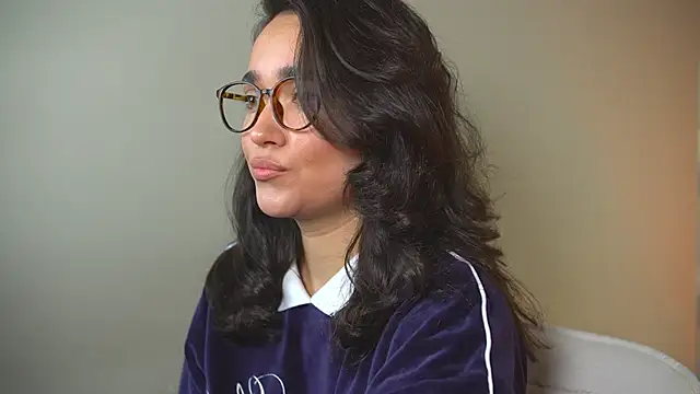 Snapshot of Shadow_Lotus chatting on December 17, 2025, 10:31 am Shadow Lotus online show from December 17, 2025, 10:31 am