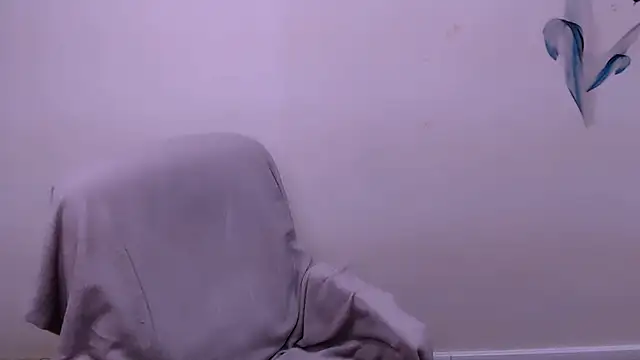 Snapshot of MillaTems_ chatting on February 27, 2026, 11:10 am MillaTems online show from February 27, 2026, 11:10 am