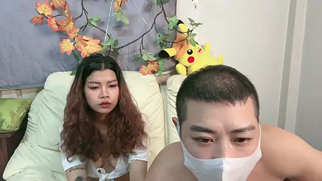 Snapshot of zghn00 chatting on November 25, 2025, 2:39 pm zghn00 online show from November 25, 2025, 2:39 pm